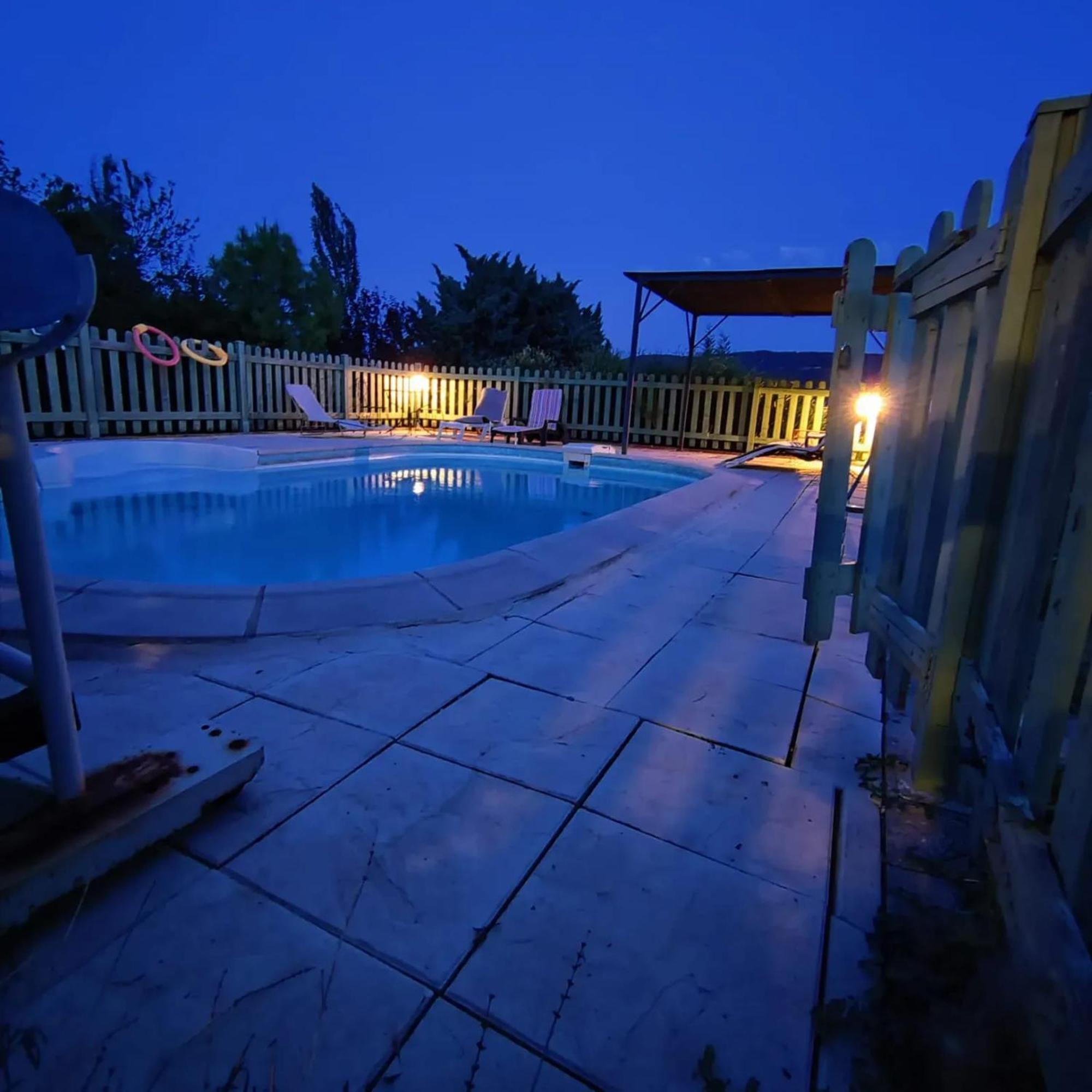 Maison Paisible A Veyras Avec Piscine Privee Et Vue Montagne Екстериор снимка